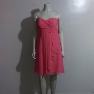 David's Bridal Short  crink Chiffon 👗 6 Coral